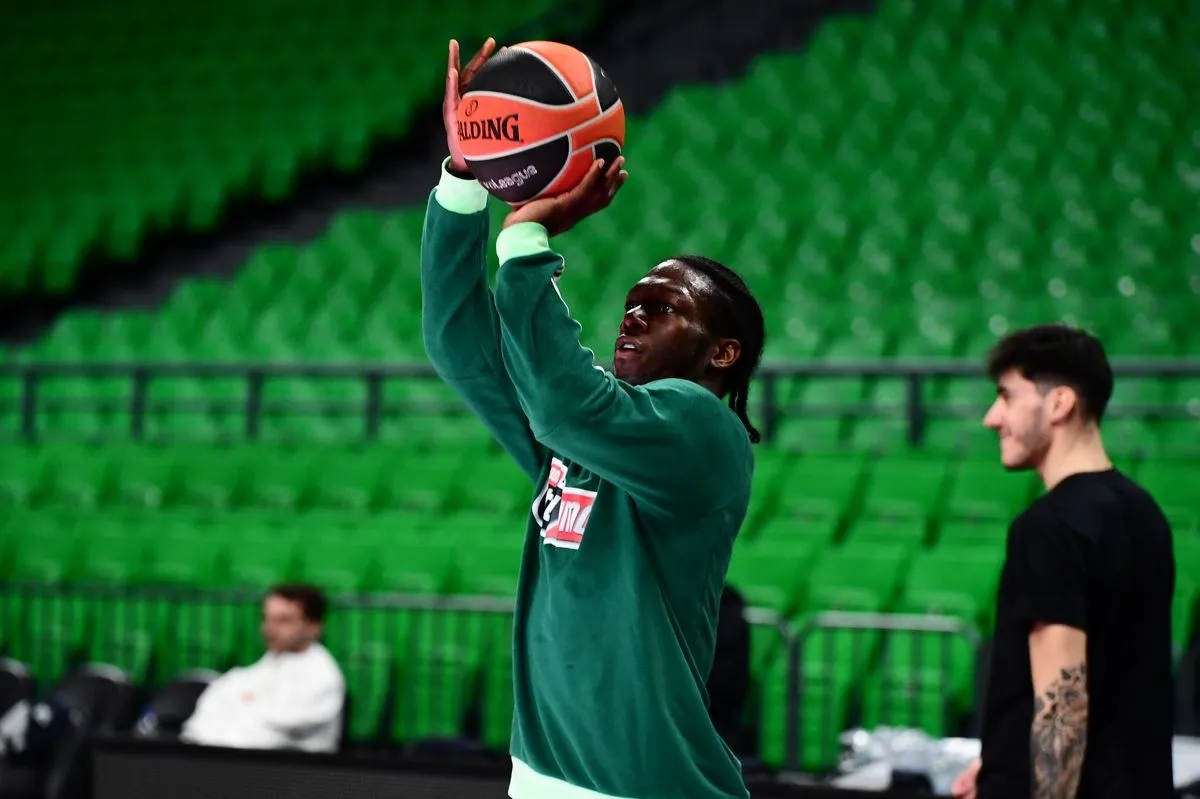 Ο Κέντρικ Ναν