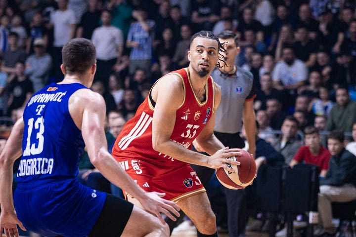 Ο Ερυθρός Αστέρας πέρασε από την έδρα της Μπουντούσνοστ με κορυφαίο τον Νουόρα πριν το ΣΕΦ