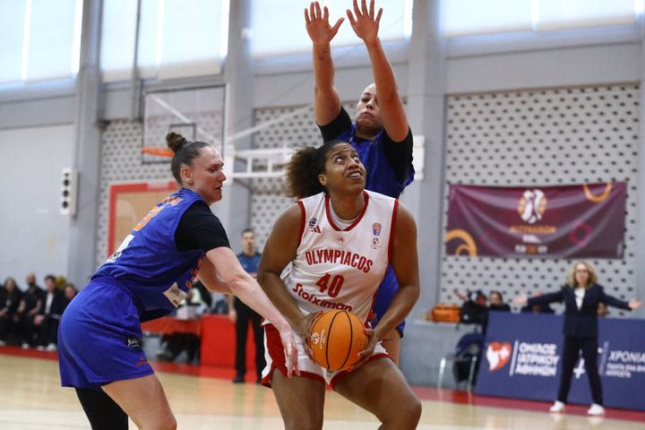 Α1 Γυναικών: Ο Ολυμπιακός κέρδισε τον Αμύντα με 35 πόντους διαφορά και πολλές πρωταγωνίστριες