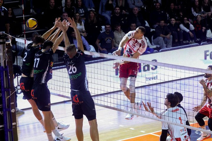 Πού θα δείτε Ολυμπιακός – ΟΦΗ στη Volley League Ανδρών και ΠΑΟΚ – Ολυμπιακός στη Volley League Γυναικών
