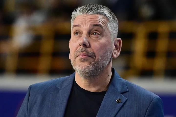 Παπαθεοδώρου: “Εμείς κοιμόμαστε ήσυχοι τα βράδια, εκείνοι που βλέπουν κακά όνειρα, τώρα θα δουν εφιάλτες”