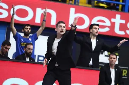 Ξανθόπουλος: “Ήμασταν εξαιρετικοί στην άμυνα – Ήμουν τυχερός που είχα προπονητή τον Θανάση Σκουρτόπουλο”