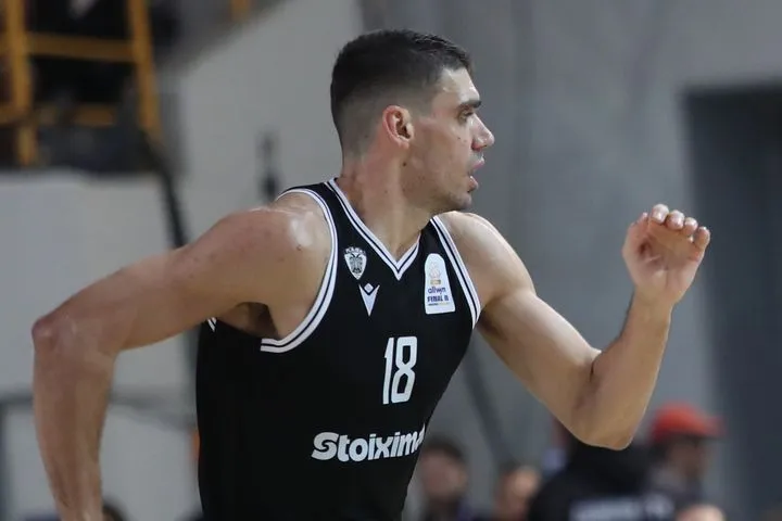 Περσίδης: “Δεν μου αρέσουν οι δικαιολογίες, πρέπει να δουλέψουμε στη χημεία της ομάδας”