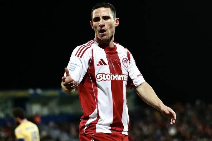 Φουριόζος στο ντέρμπι: Ο Ποντένσε είναι πάλι εδώ, ο Ταρέμι συνεχίζει καυτός και ο Ολυμπιακός έπιασε κορυφή