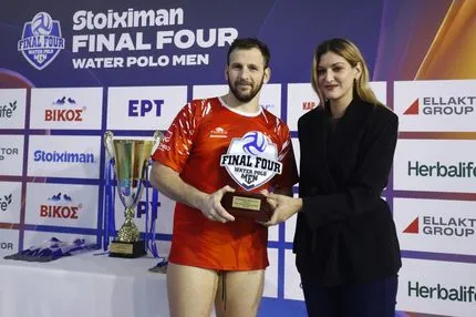 Ο Ντίνος Γενηδουνιάς MVP του τελικού Κυπέλλου πόλο ανδρών