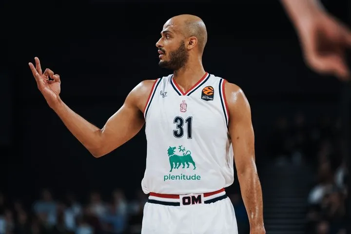 Κύπελλο Μπάσκετ Ιταλίας: Η Αρμάνι Μιλάνο προκρίθηκε στους ημιτελικούς νικώντας την Τριέστε