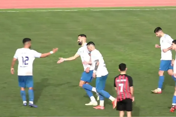 Ο Σιόβας έπαιξε σέντερ φορ στην πρεμιέρα του στον Παναξιακό και πέτυχε δύο γκολ και μία ασίστ