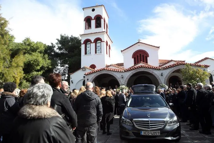 Το τελευταίο αντίο στον Θανάση Σκουρτόπουλο