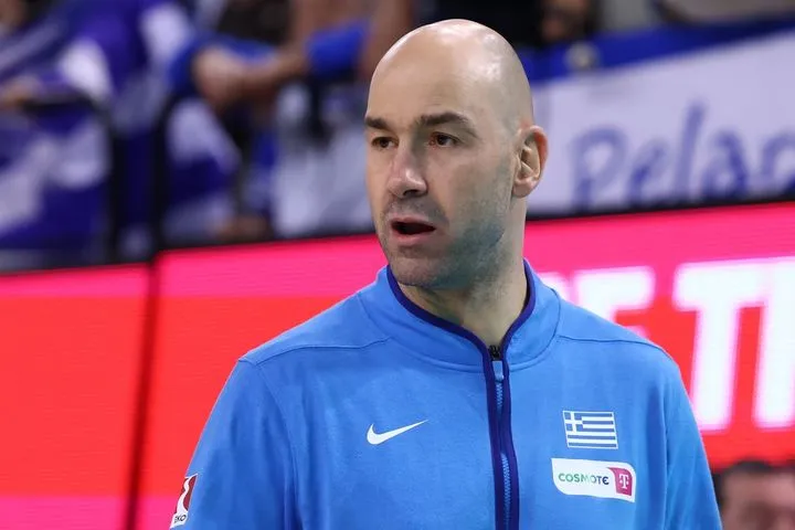 Σπανούλης: "Όταν τα παιδιά πηγαίνουν σε ομάδες όπως ο Ολυμπιακός και ο Παναθηναϊκός που έχουν τόσο μεγάλα μπάτζετ και 20 παίκτες, ξέρουν ότι δεν θα παίζουν τόσο"