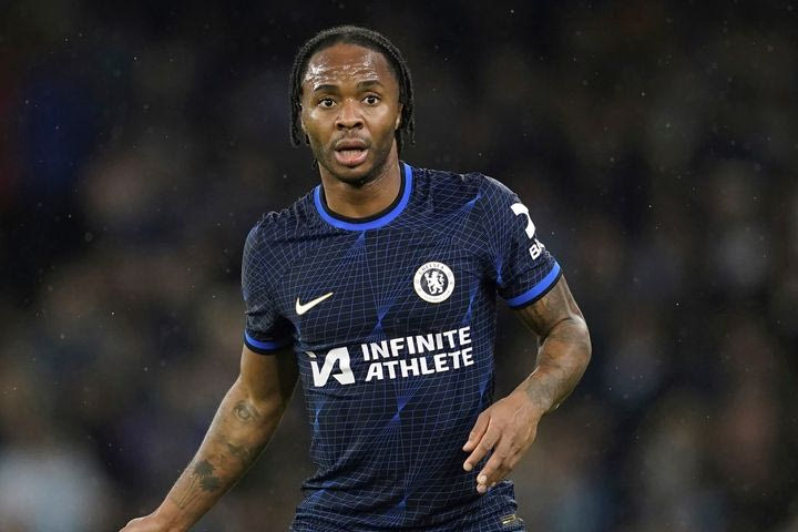 Ο ελεύθερος Στέρλινγκ μπήκε στο στόχαστρο της Νάπολι