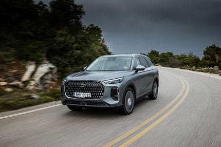 Οδηγήσαμε στην Ελλάδα το Chery Tiggo 9 PHEV AWD, το μεγάλο plug-in υβριδικό SUV με 148 “ηλεκτρικά” χιλιόμετρα