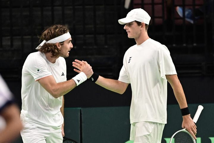 Τσιτσιπάς και Σακελλαρίδης πήραν το διπλό και έκαναν το 2-1 για την Ελλάδα στο tie με το Μεξικό