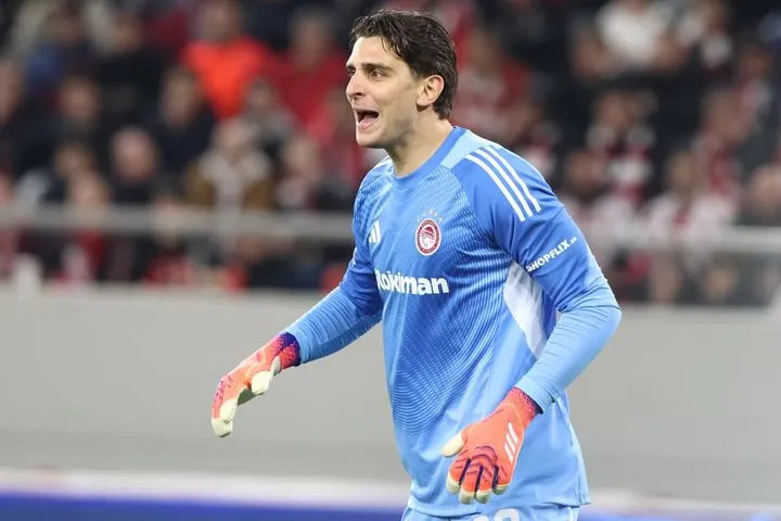 Η “ντρίμπλα” του Ρόλφες σε ερώτηση του SPORT24 για τον Τζολάκη και τον Μουζακίτη