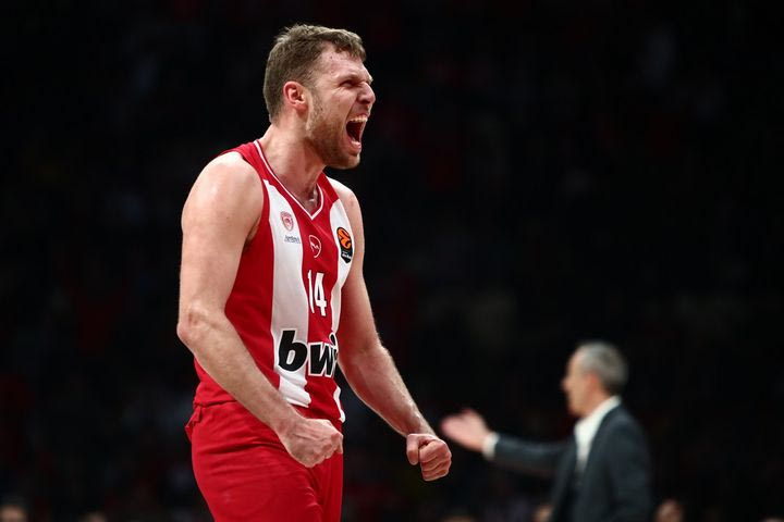 Ολυμπιακός - Ερυθρός Αστέρας: Με Σάσα και αμυντικό transition