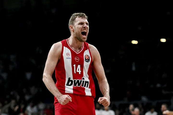 Βεζένκοβ: “Πάντα δίνω το 100% ώστε η ομάδα να κερδίζει, απρόβλεπτη ομάδα η Dubai BC”