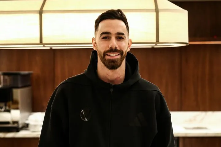 Ο Λούκα Βιλντόσα στο SPORT24: Ο Ολυμπιακός, ο Παναθηναϊκός, το φρέντο εσπρέσο και οι ομάδες του Final Four