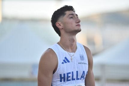 Ποιος είναι ο Γιώργος Φρανκς που καταρρίπτει συνεχώς τα πανελλήνια ρεκόρ στα 400 μέτρα