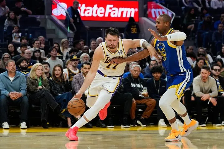 Γουόριορς – Λέικερς 101-129: Άνετο διπλό με κορυφαίους Ντόντσιτς και Τζέιμς