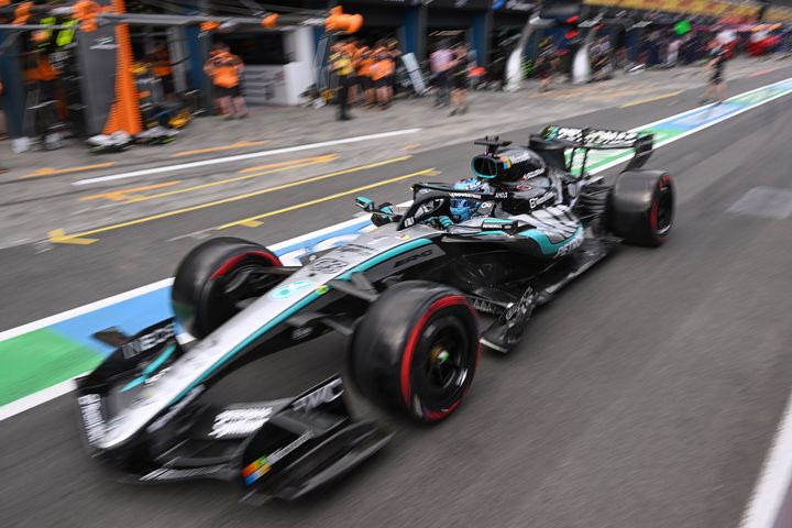 Οι Ράσελ-Αντονέλι άνετα στο 1-2 του FP1 της Κίνας, μισό δευτερόλεπτο εμπρός από τη McLaren