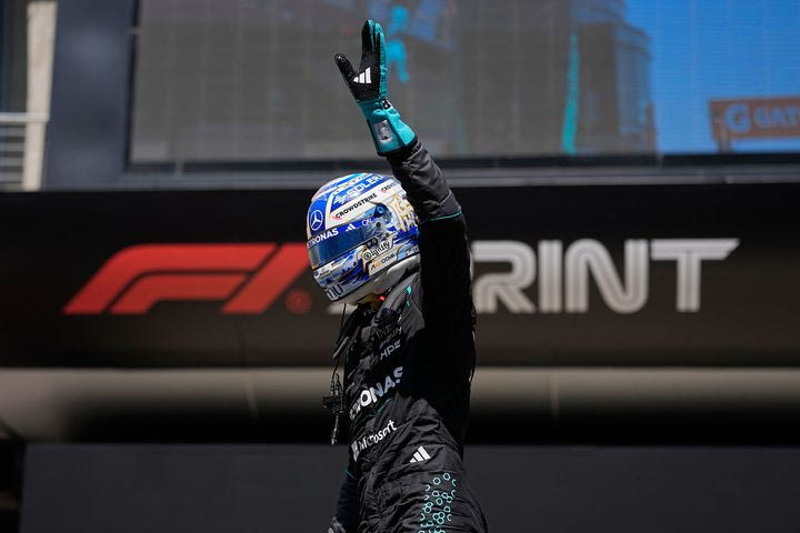 Ο Ράσελ νικητής στο Sprint της Κίνας μετά από νέα μάχη με τις Ferrari