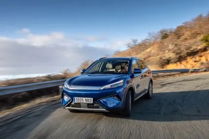 Το νέο SUV BYD Atto 3 Evo είναι εδώ, ακόμα πιο προηγμένο, με έως και 449 ίππους και τιμή εκκίνησης τα 33.990 ευρώ