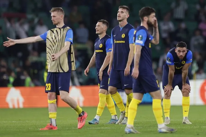 Τσέλιε: Αποχωρεί ο Ιβάν Μαέφσκι από τον πάγκο, σε αναζήτηση προπονητή πριν από την ΑΕΚ