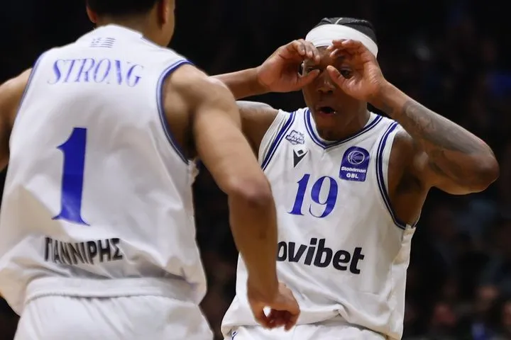 Ηρακλής – Παναθηναϊκός AKTOR 76-74: Ιστορική ανατροπή από το -21 για τον Γηραιό και νίκη στην εκπνοή με καλαθάρα του Έντλερ-Ντέιβις