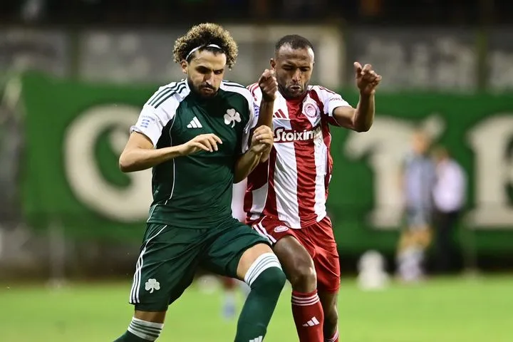 Οι παίκτες της Stoiximan Super League που είναι στο όριο για να χάσουν την πρεμιέρα των playoffs – playouts, τι ισχύει με τις κάρτες