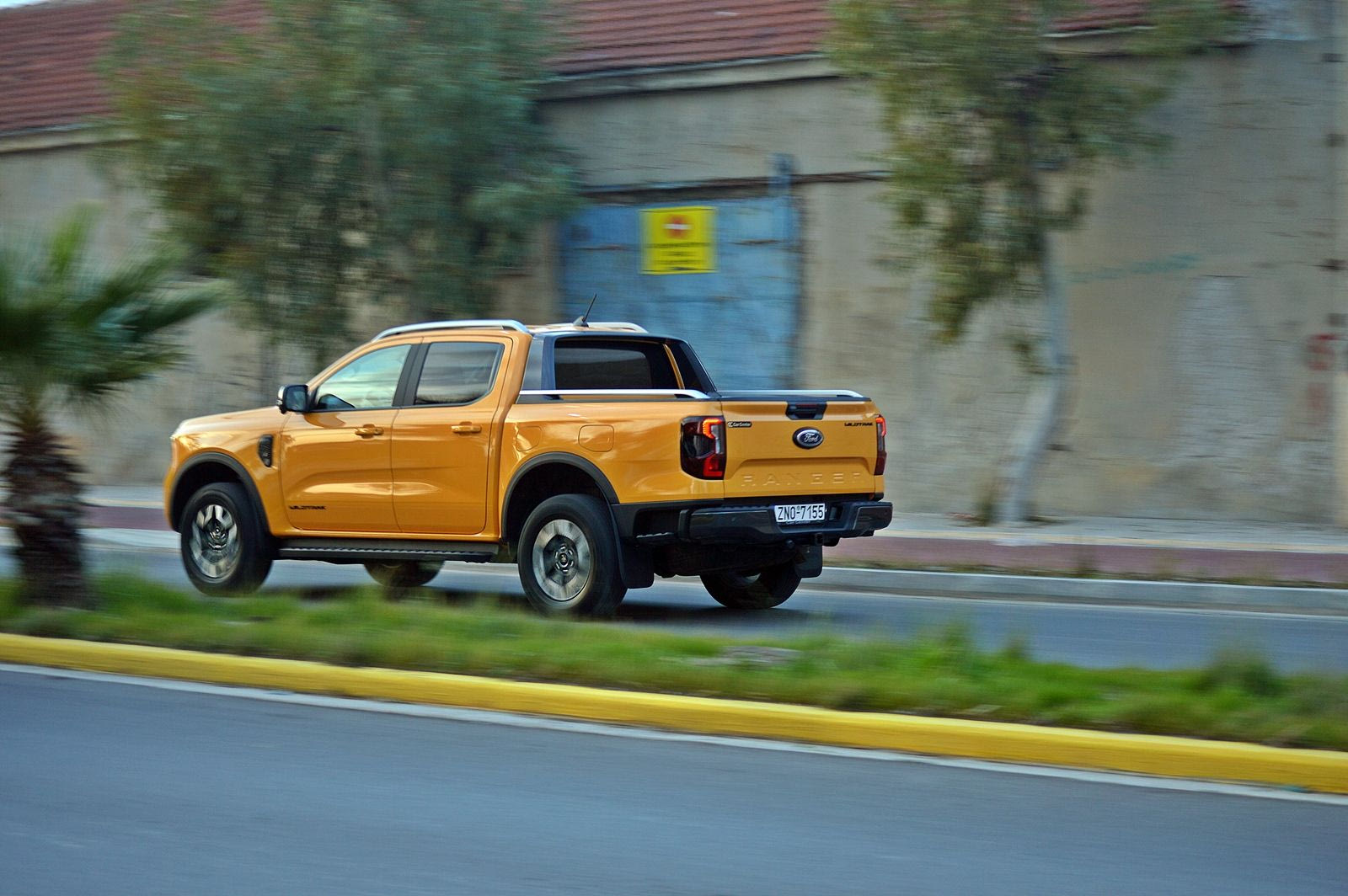 Οδηγούμε το plug in υβριδικό Ranger, το διπλοκάμπινο της Ford που δεν ...