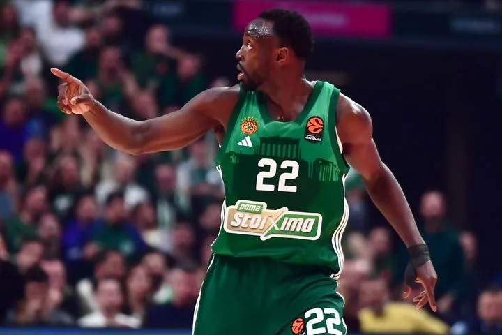 Παναθηναϊκός – Ερυθρός Αστέρας: Αγριεμένος ο Γκραντ ξέσπασε στο σερβικό καλάθι με tomahawk κάρφωμα