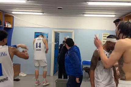 Χαμός στα αποδυτήρια του Ηρακλή μετά τη νίκη επί του Παναθηναϊκού: Το μπουγέλο των παικτών στον Λούκιτς