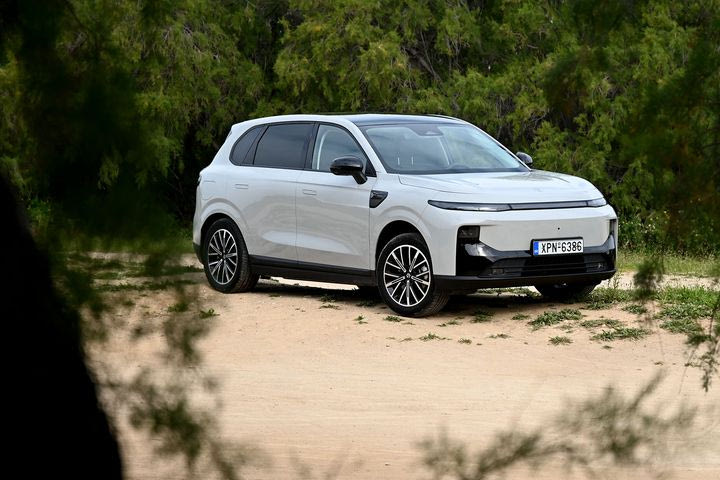 Δοκιμή του Leapmotor B10, του ηλεκτρικού C-SUV με υπερατού την τιμή κάτω από 26 χιλιάδες ευρώ