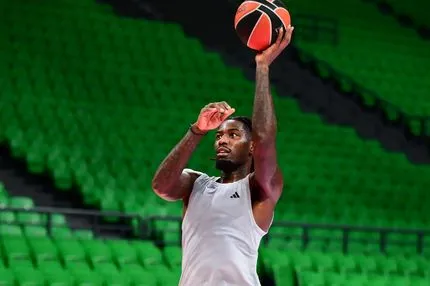 Τo SPORT24 στην προπόνηση του Παναθηναϊκού AKTOR - Δείτε τα VIDEOS με τον Ματίας Λεσόρ