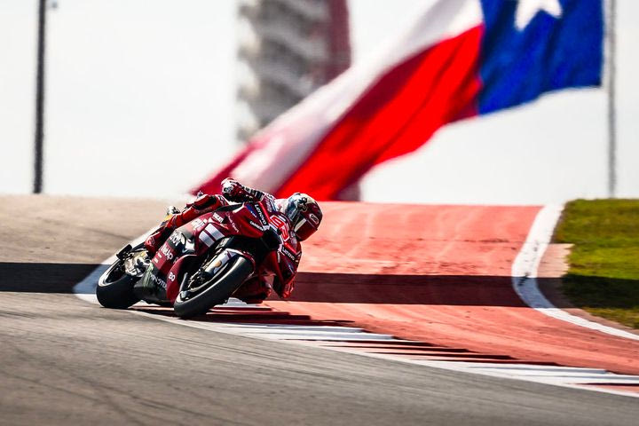 Ο Μαρκ Μάρκεζ ταχύτερος στα χρονομετρημένα του Όστιν, λίγες ώρες μετά την πτώση του