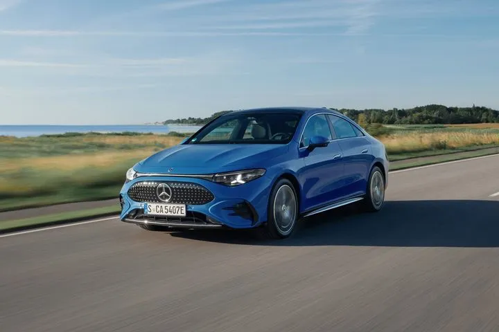 Από 49.950 ευρώ η ολοκαίνουρια Mercedes-Benz CLA στην Ελλάδα- Με κινητήρα 1,5 λίτρων και 136 ίππους η βασική έκδοση