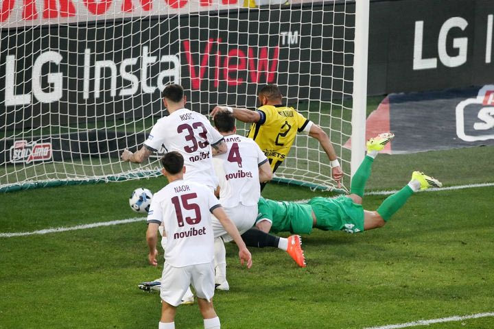 ΑΕΚ – ΑΕΛ Novibet: Το 1-0 της Ένωσης με προβολή του Μουκουντί στο 5′
