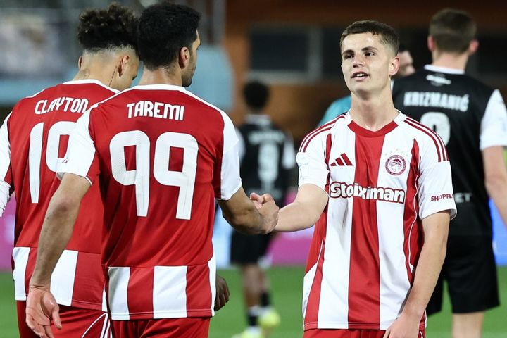 Όμορφη κίνηση: Ο Ταρέμι έκανε στην άκρη και ο Μουζακίτης άνοιξε λογαριασμό ευστοχώντας σε πέναλτι