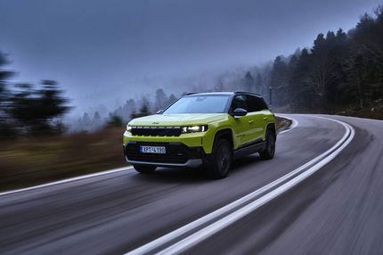 Οδηγήσαμε στην Ελλάδα τη νέα γενιά του Jeep Compass -Οι εκδόσεις και οι τιμές του νέου C-SUV
