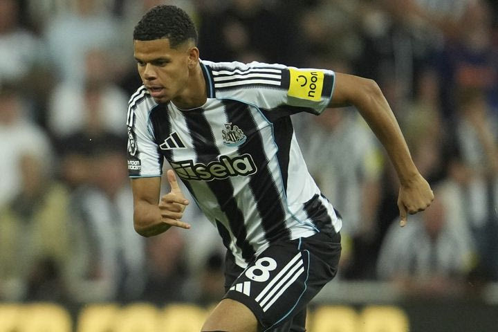 Νιούκαστλ – Μάντσεστερ Γιουνάιτεντ 2-1: Οι καρακάξες των 10 παικτών ξέραναν στο 90′ τους κόκκινους διαβόλους