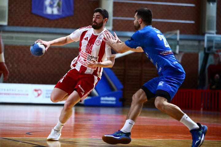 Ο Ολυμπιακός ηττήθηκε από την Οχρίδα στην Ηλιούπολη και πηγαίνει στη Βόρεια Μακεδονία για την ανατροπή που θα τον στείλει στα ημιτελικά