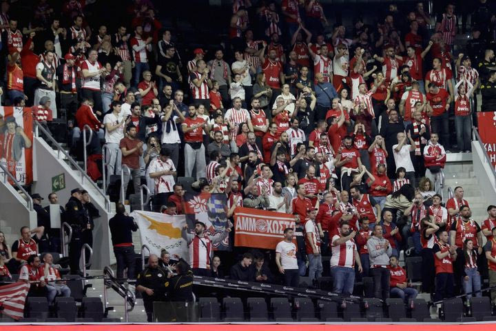 Ολυμπιακός: Δυναμικό παρών από τους φίλους των ερυθρολεύκων στη Roig Arena