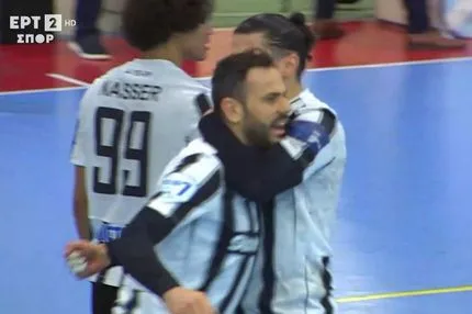 Το πέναλτι του Ιωάννου σε νεκρό χρόνο που έδωσε τον βαθμό στον ΠΑΟΚ κόντρα στην ΑΕΚ και ελέγχθηκε στο VAR