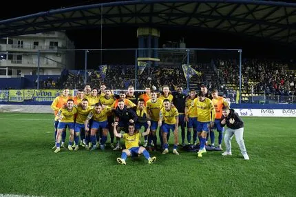 Η φανέλα που θα φορέσει ο Παναιτωλικός κόντρα στην Κηφισιά για τα 100 χρόνια ιστορίας του