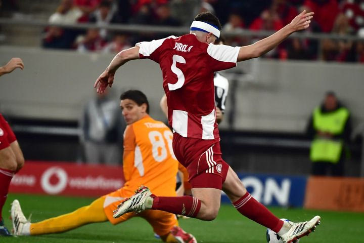 Σωτήρια επέμβαση του Πιρόλα στο πλασέ του Κωνσταντέλια, ο Ιταλός κράτησε ανέπαφη την εστία των ερυθρόλευκων