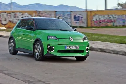 Οι διακρίσεις για τα νέα μοντέλα της Renault συνεχίζονται- 5 Αστέρια από τον Green NCAP για τα R4 E-Tech και R5 E-Tech