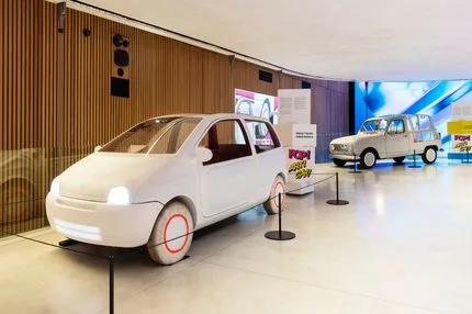 H Renault τολμά τη διαφορετική προσέγγιση στον κόσμο του αυτοκινήτου, “παντρεύοντας” ρόδες και τέχνη
