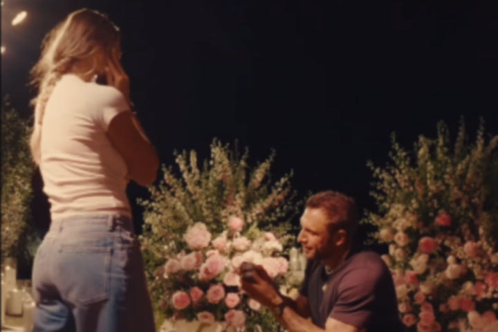 Η Σαμπαλένκα δέχθηκε πρόταση γάμου από τον Έλληνα σύντροφό της, η αντίδραση και η απάντηση της κορυφαίας τενίστριας