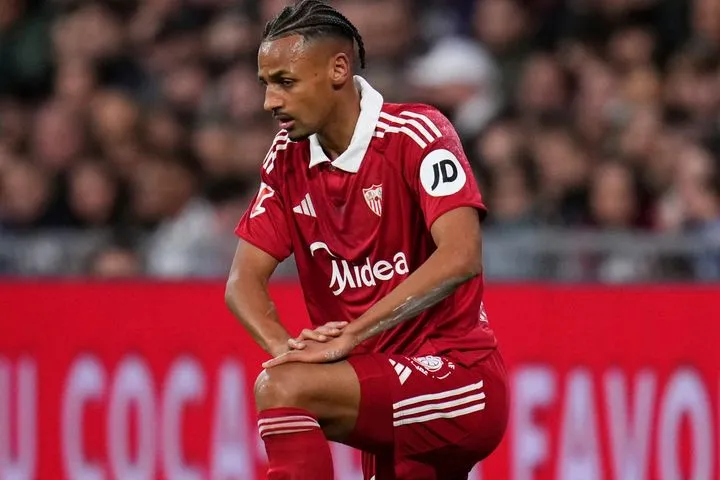 Ισορροπία στο Ραμόν Σάντσεθ Πιθχουάν μεταξύ Σεβίλλης και Ράγιο Βαγιεκάνο, συνεχίζουν χέρι - χέρι