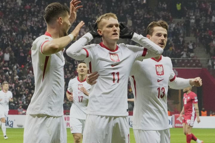 Με Κεντζιόρα και Σβιντέρσκι οι κλήσεις της εθνικής Πολωνίας για τα playoffs