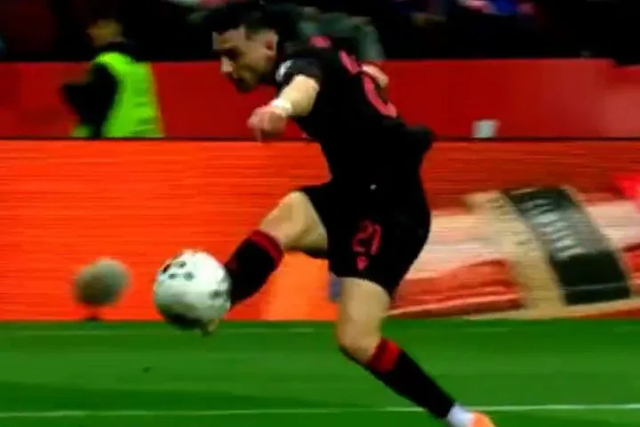 Πολωνία – Αλβανία: Ο Χότζα εκμεταλλεύτηκε το λάθος του Μπέντναρεκ και έδωσε το προβάδισμα στους φιλοξενούμενους